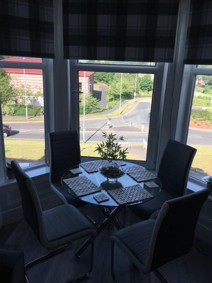 Stunning 2-Bed Apartment In Hawick Exteriör bild